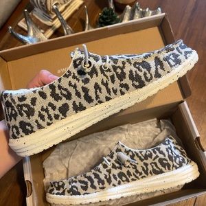 Grey cheetah Hey dudes!